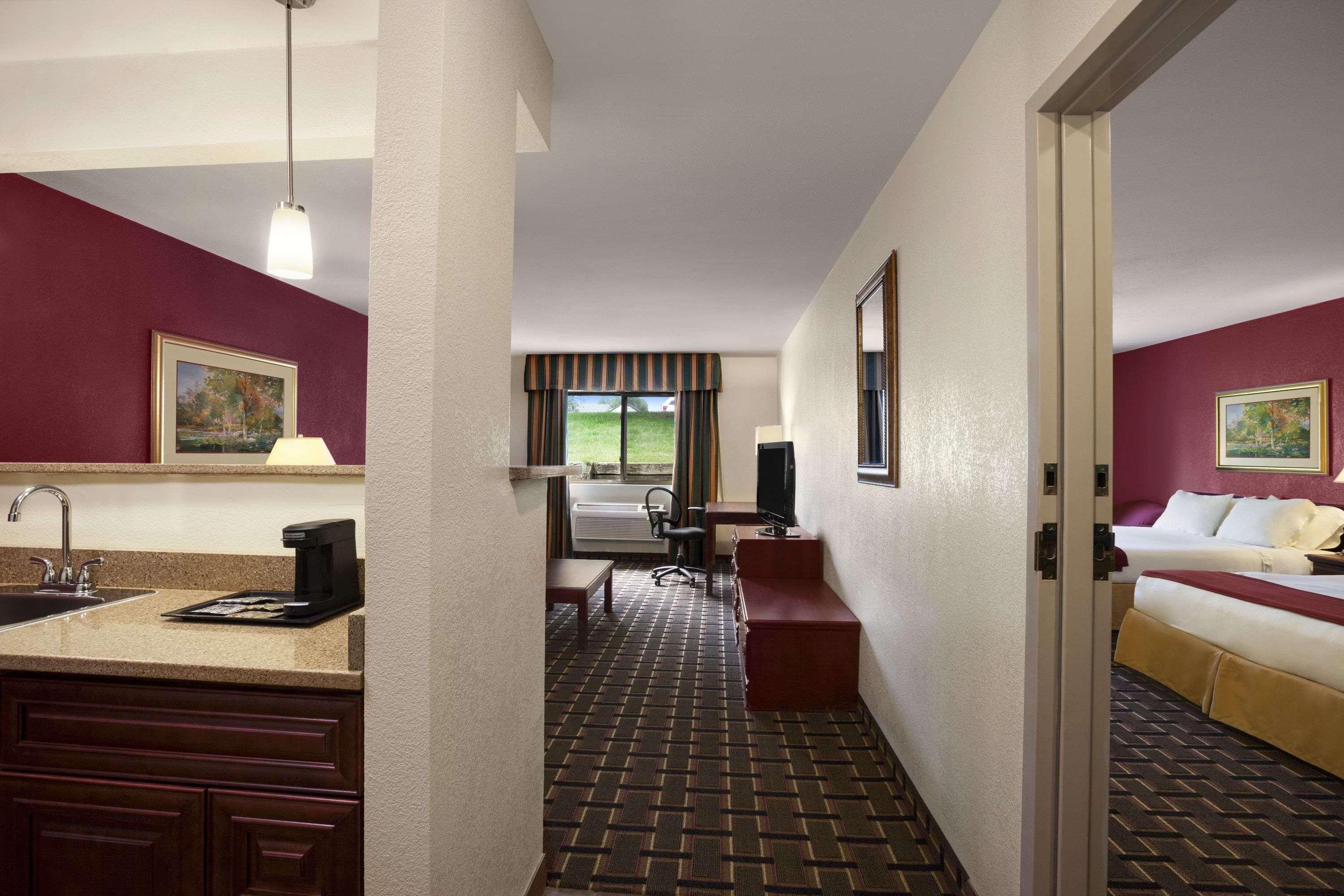 Quality Inn Lincoln Cornhusker Bagian luar foto
