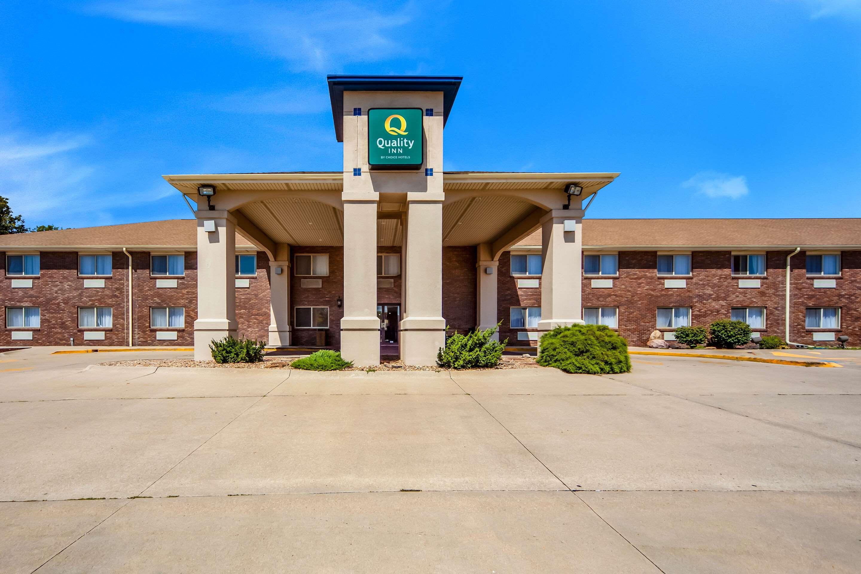 Quality Inn Lincoln Cornhusker Bagian luar foto