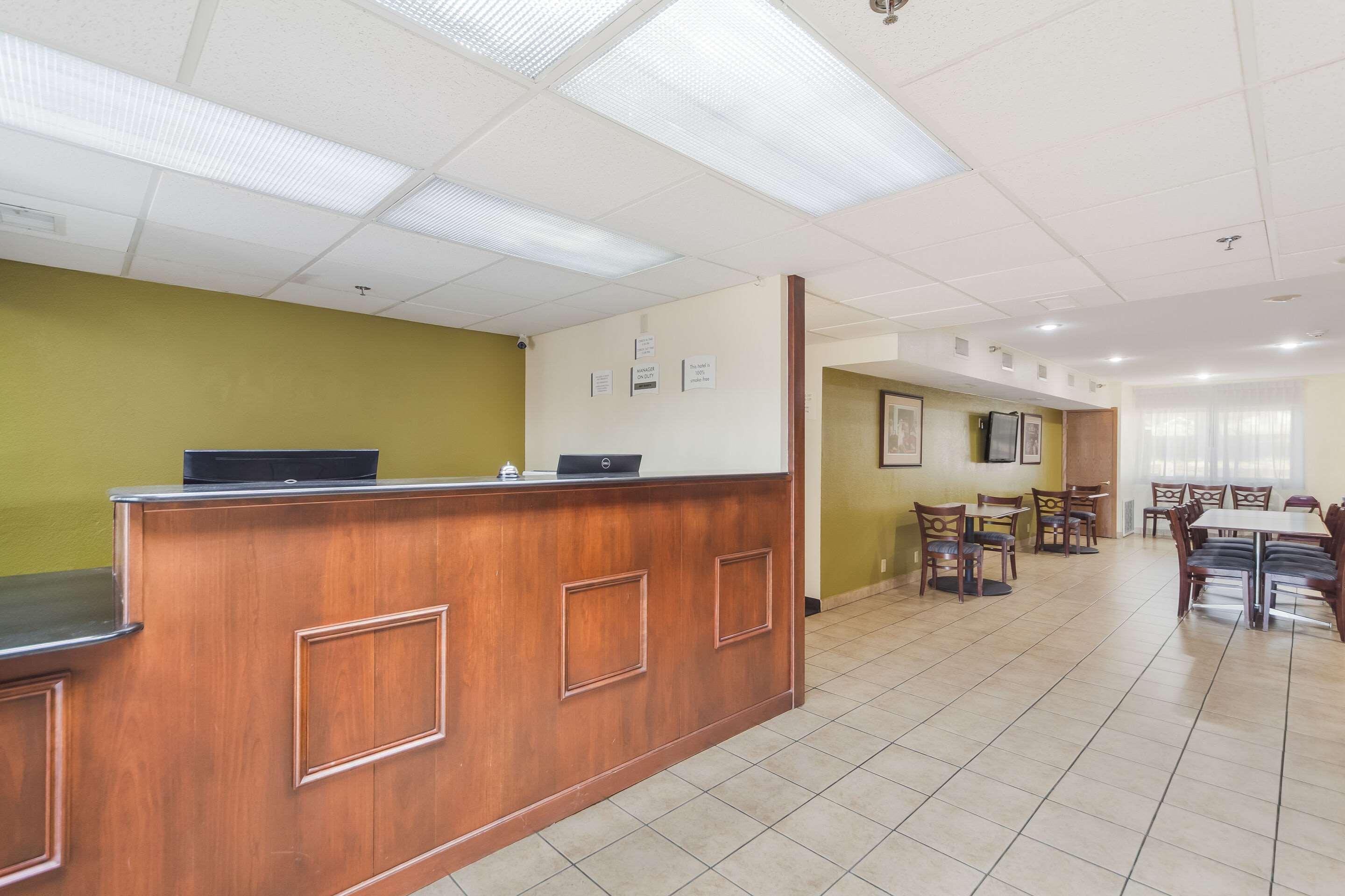 Quality Inn Lincoln Cornhusker Bagian luar foto