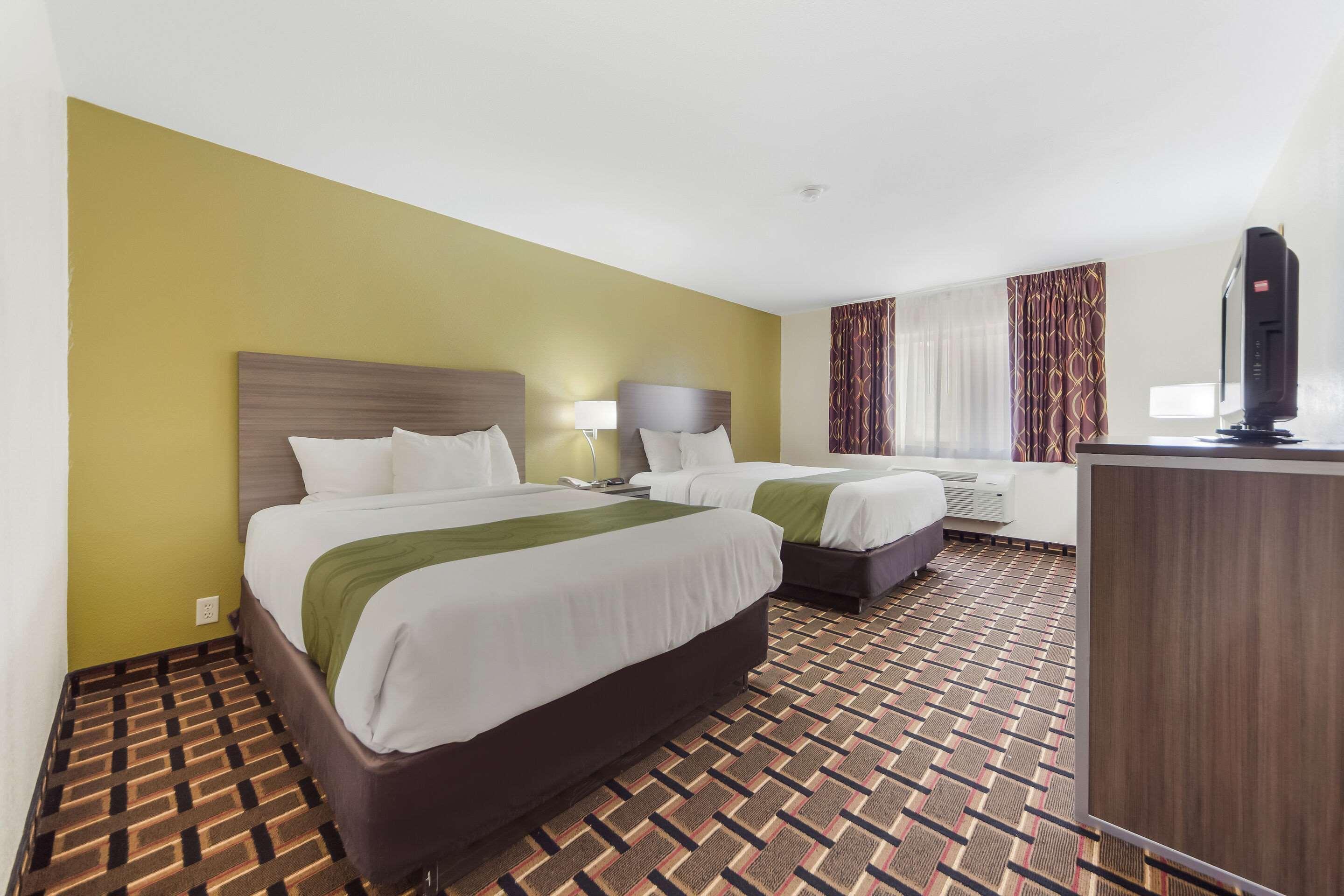 Quality Inn Lincoln Cornhusker Bagian luar foto