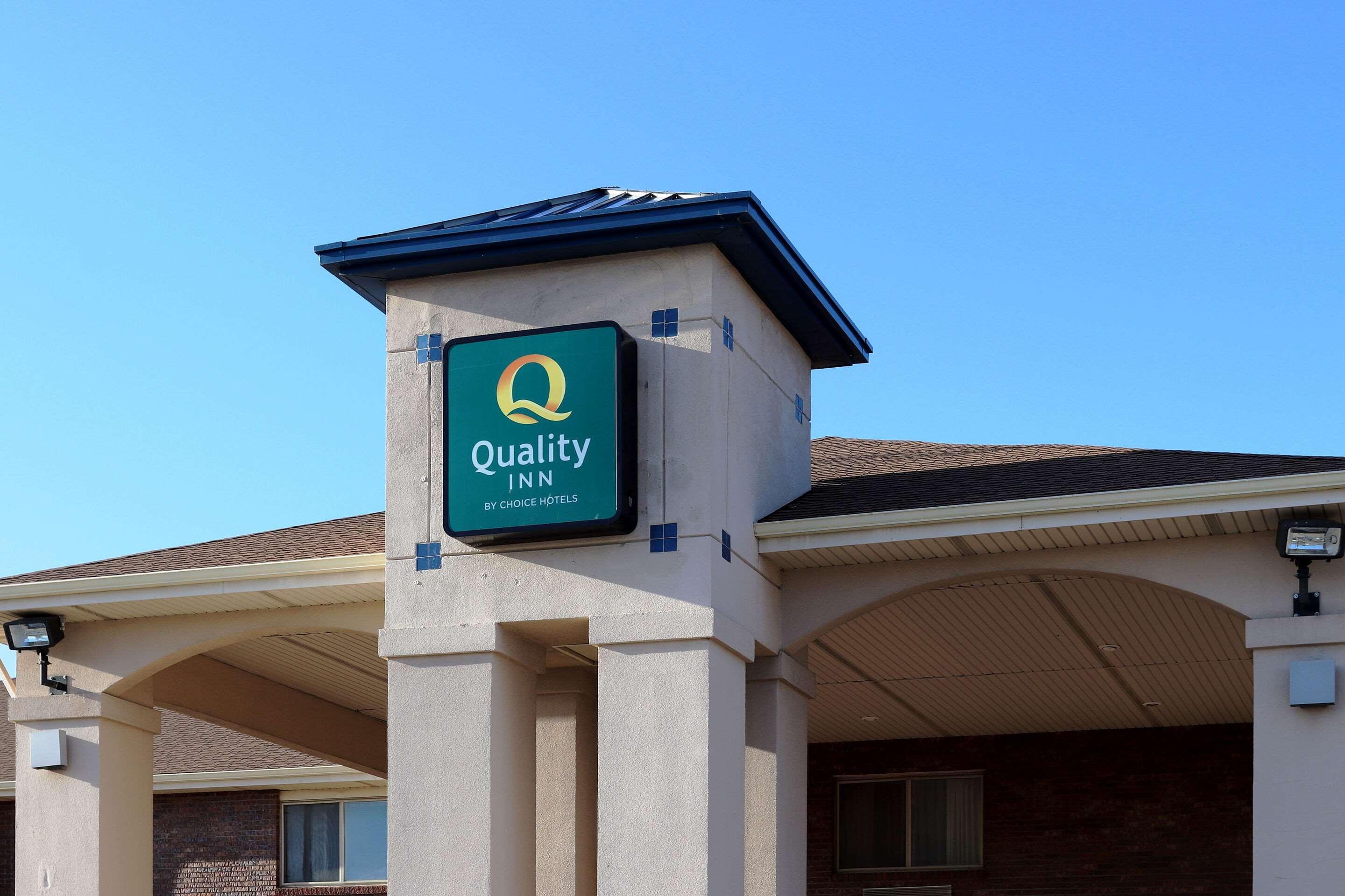 Quality Inn Lincoln Cornhusker Bagian luar foto